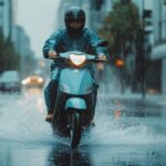 Consejos esenciales para andar en patinete bajo la lluvia sin comprometer tu seguridad